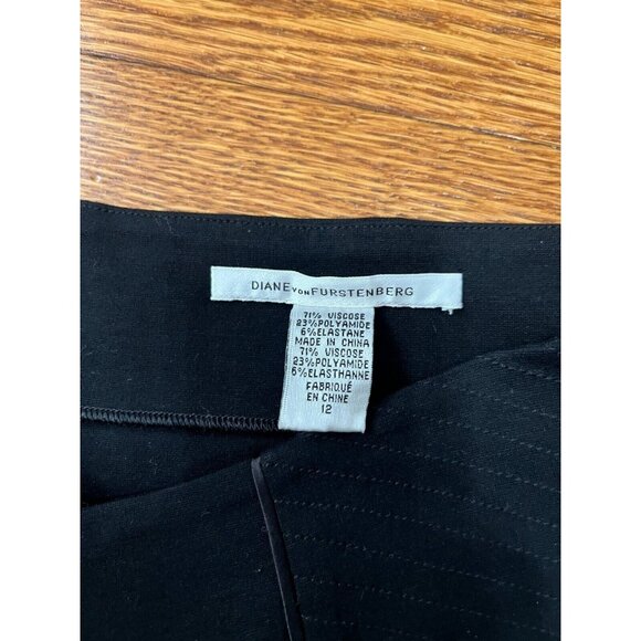 Diane von Furstenberg Black Mini Skirt Women's Size 12 Stretch Side Zip - Picture 3 of 4